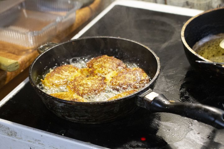 Справжні деруни з печі: як їх готують на Волині за давніми рецептами