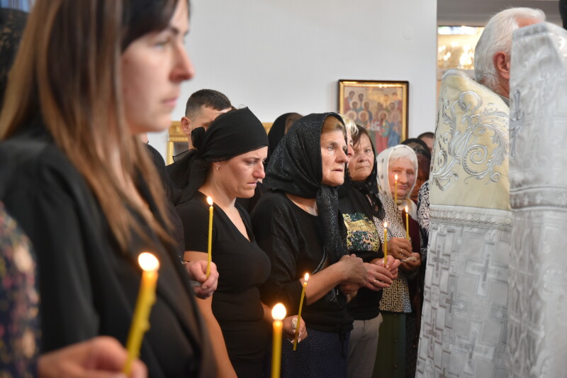 Загинув ще торік, а тіло за обміном повернули лише зараз: у Луцьку попрощалися з Героєм Віктором Демчуром