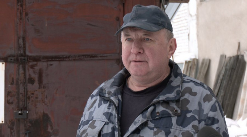 «Люди спотикаються, з колясками не можуть заїхати»: лучани скаржаться на стан укриття в одному з мікрорайонів