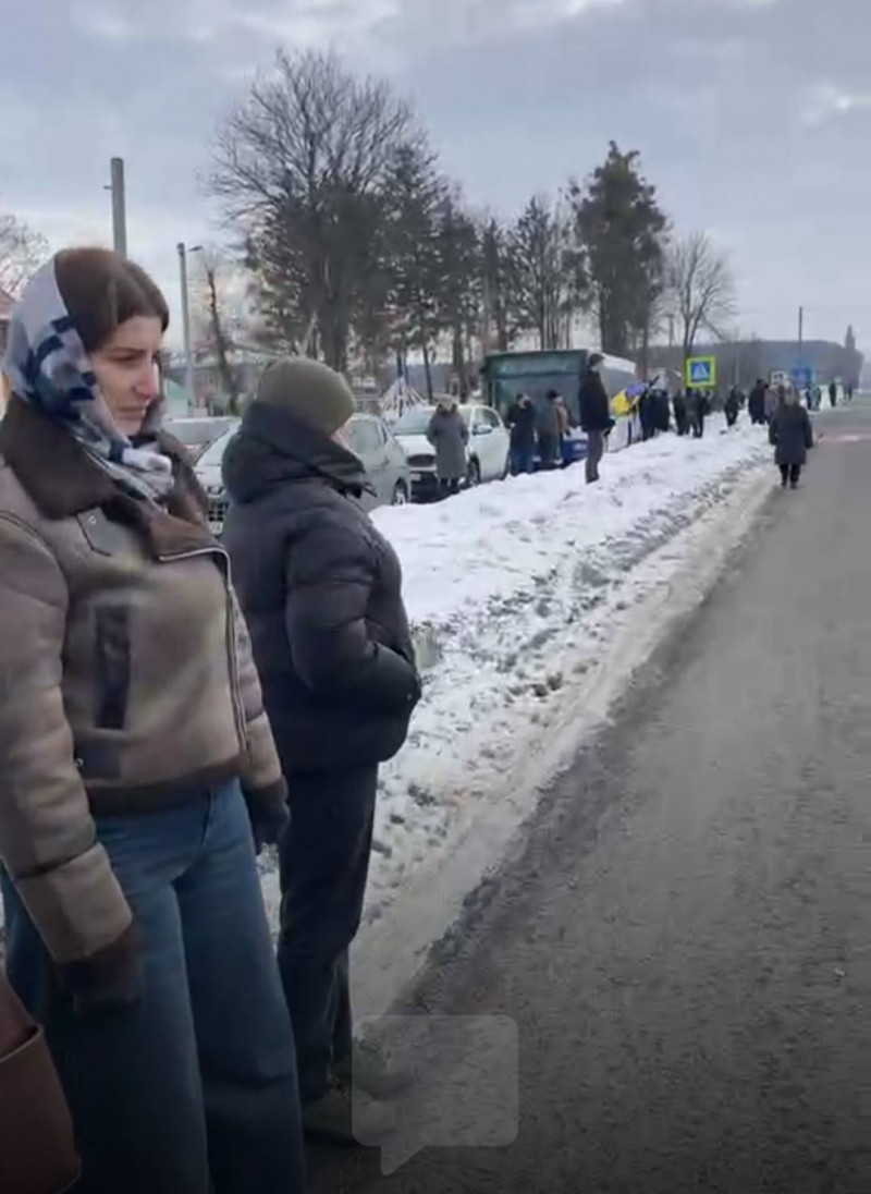Загинув у свій 27-й день народження: на Волині поховали Героя Станіслава Ядловського