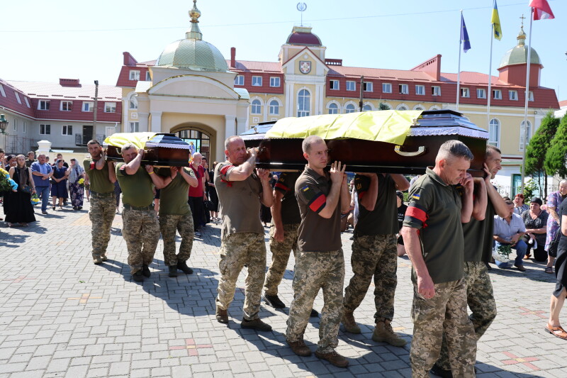 Дві втрати у місті за два дні: у Луцьку попрощалися з Героями Віктором Сіліним та Юрієм Футалою