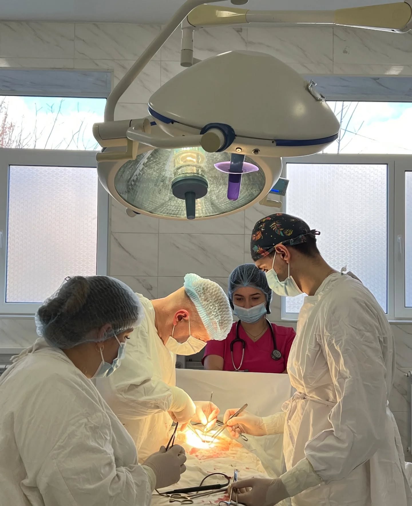 На Волині хірурги провели одразу три операції одному пацієнту