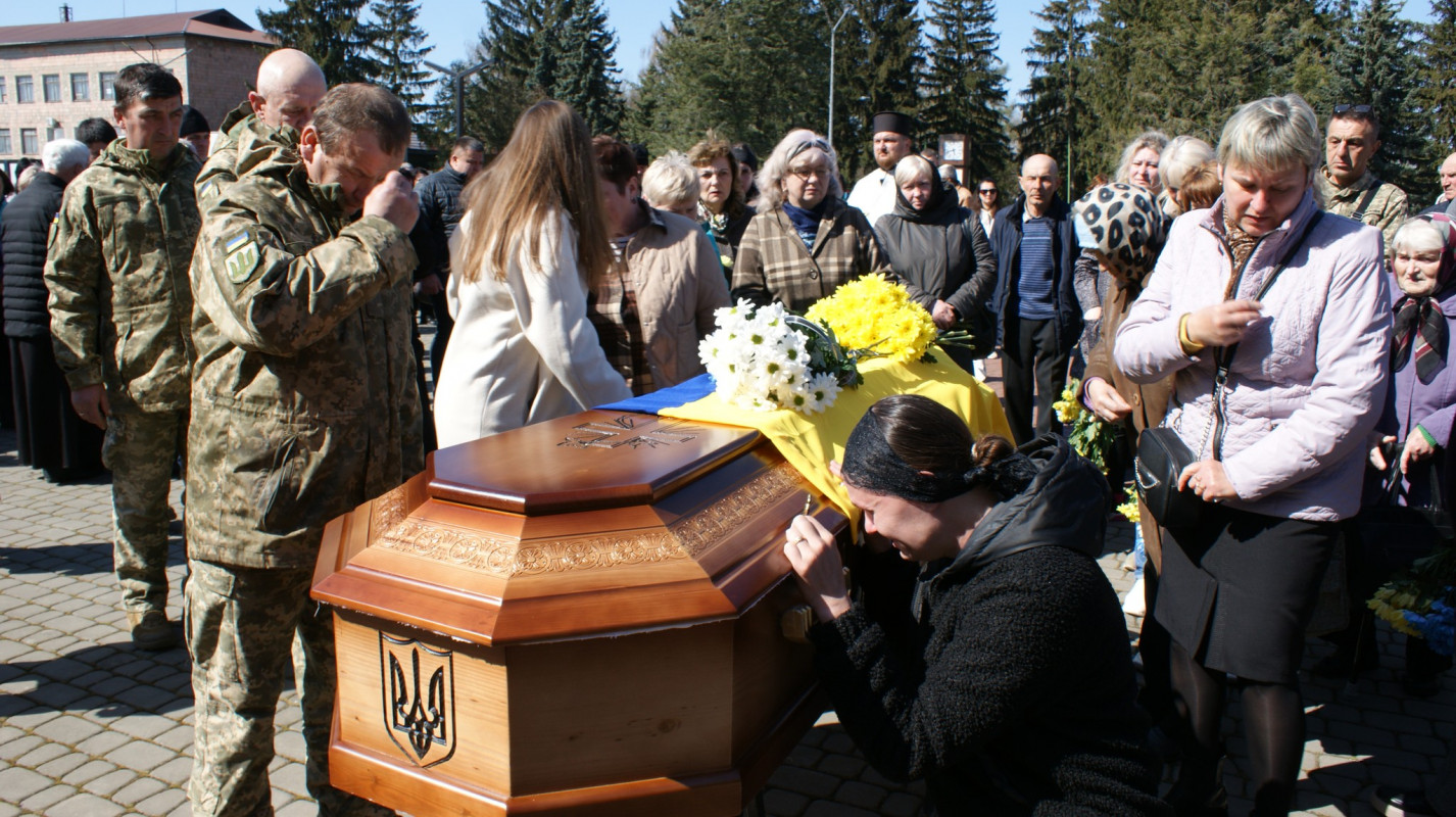 Понад рік невідомості: «на щиті» востаннє додому повернувся Герой з Волині Анатолій Рудика