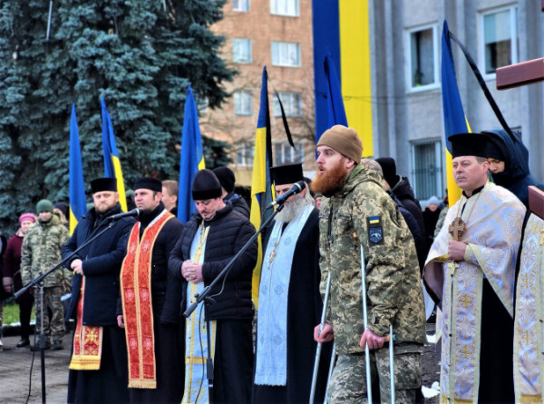 Прощавай, Фотографе: на Волині попрощалися із Героєм Максимом Бурдою