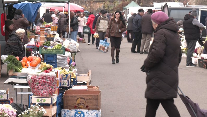 На Волині зросли ціни на волоські горіхи: промислових садів немає, урожай забезпечують селяни