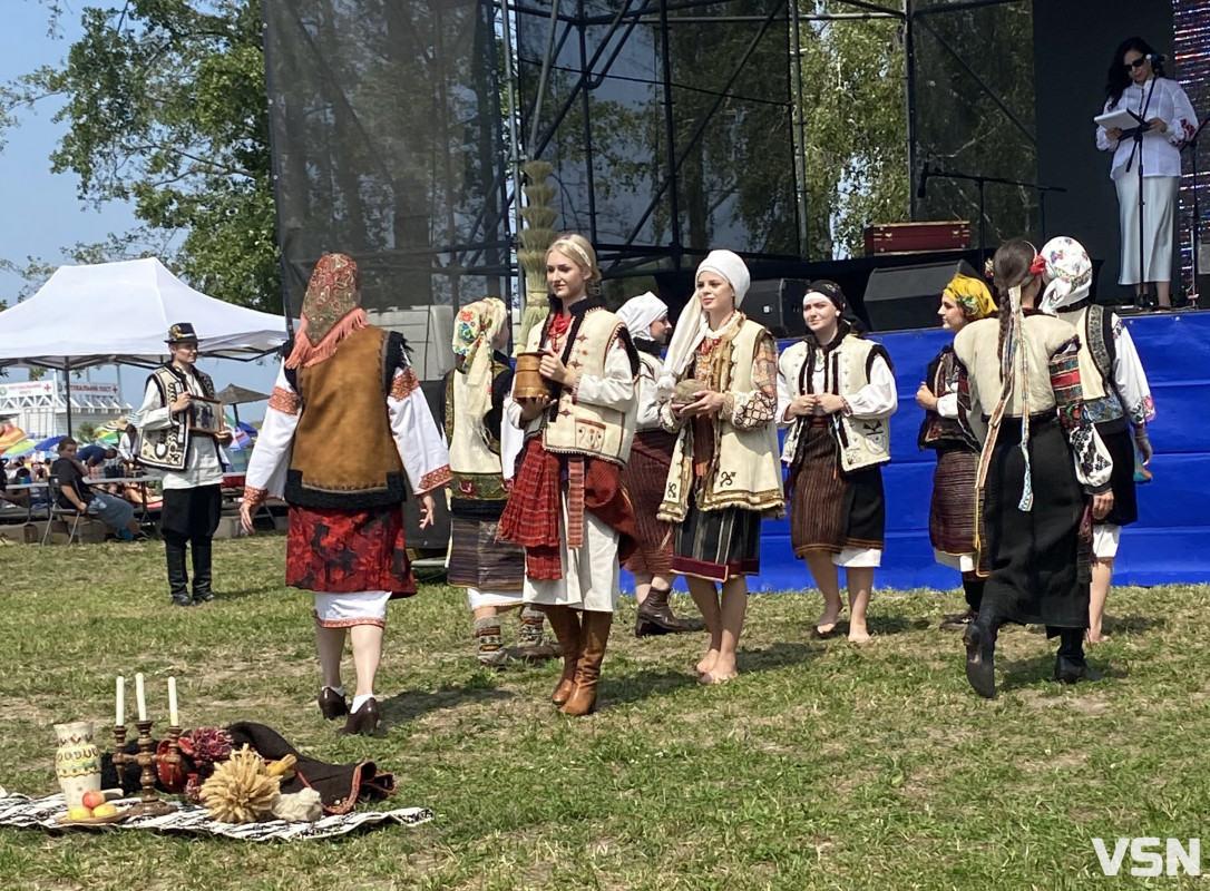 На Світязі стартував фестиваль «Культура єднає всіх»: українські традиції, музика та ярмарок майстрів