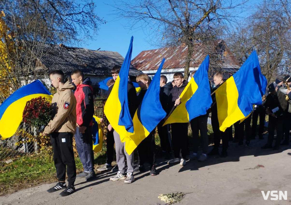 Останній бій прийняв на Курщині: на Волині попрощалися із Героєм Сергієм Згоранцем