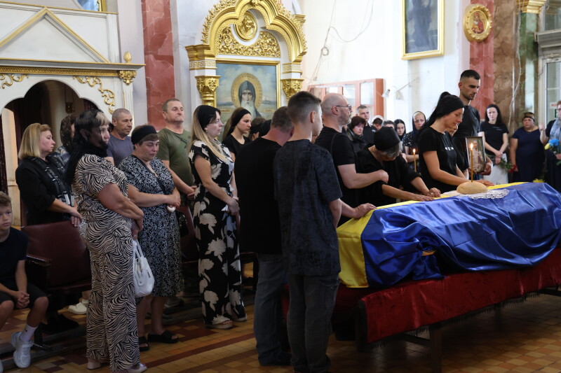 Навіки 33: у Луцьку попрощались з Героєм Ігорем Корольчуком