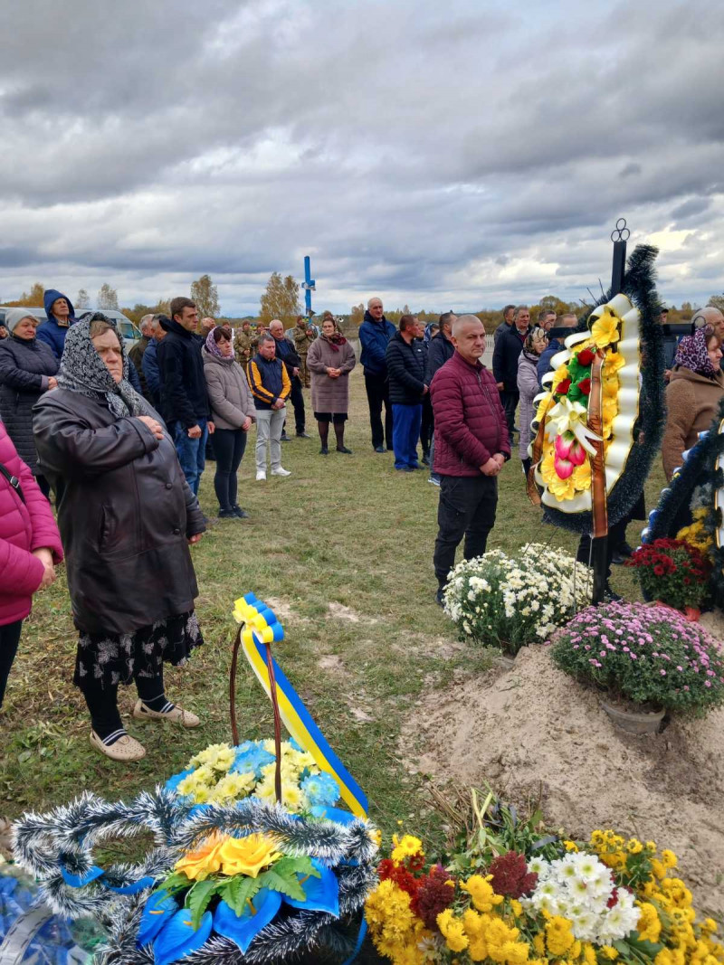 На Волині попрощалися з 40-річний Героєм Романом Нікитчиком