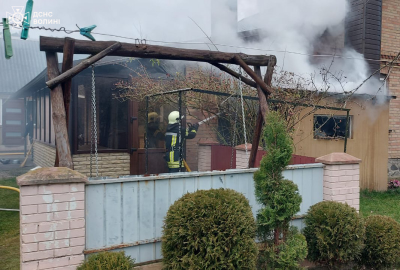 На Волині горіла котельня житлового будинку: що відомо