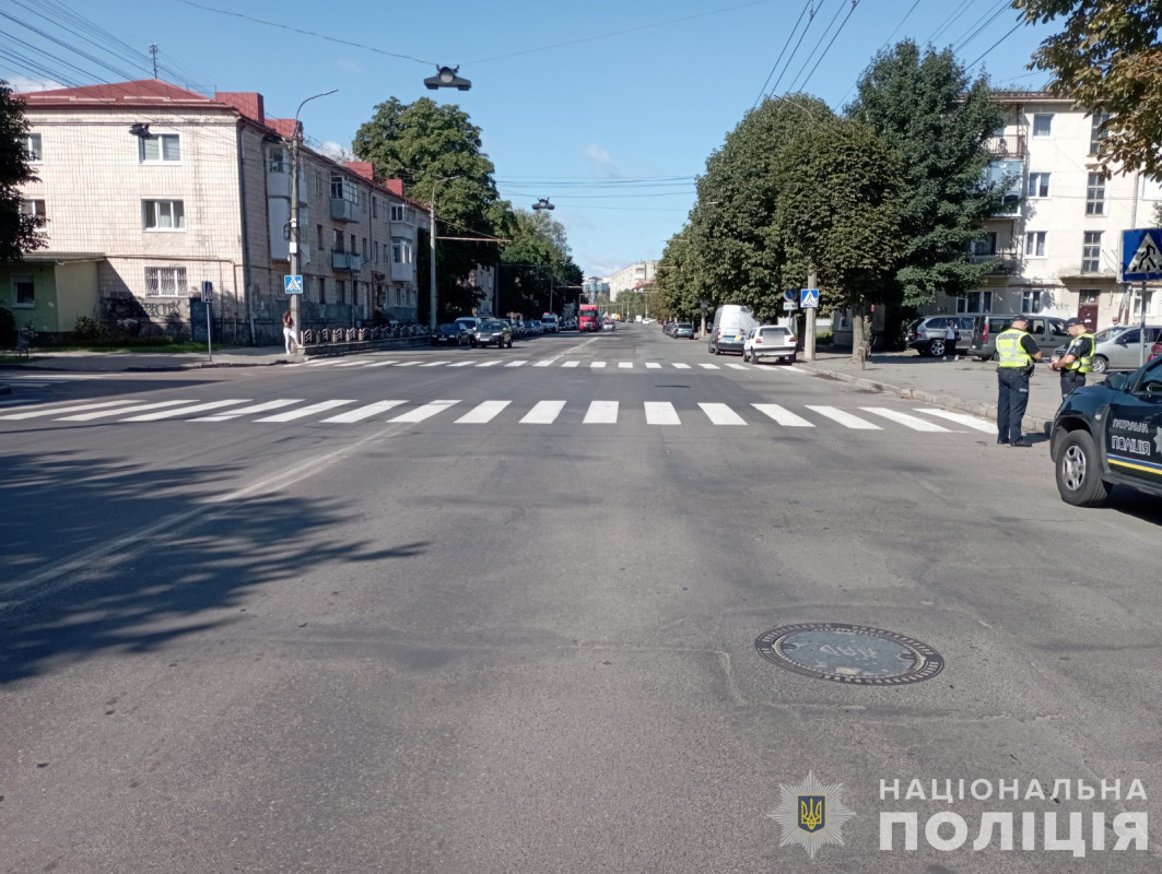 У Луцьку водійка збила 22-річну дівчину, остання - у лікарні