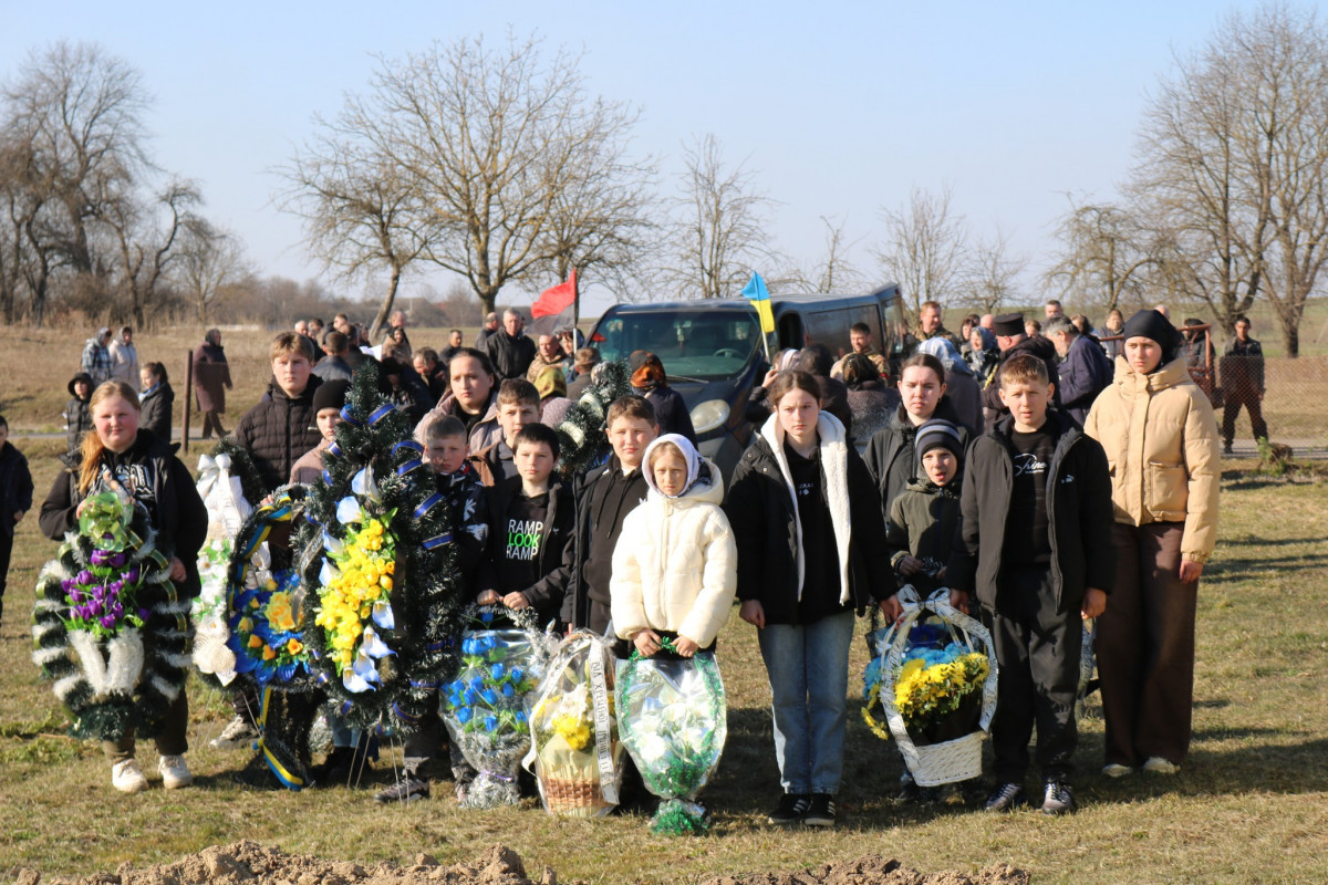 Загинув наприкінці грудня 2024 року: на Волині попрощалися з Героєм Андрієм Мацеруком