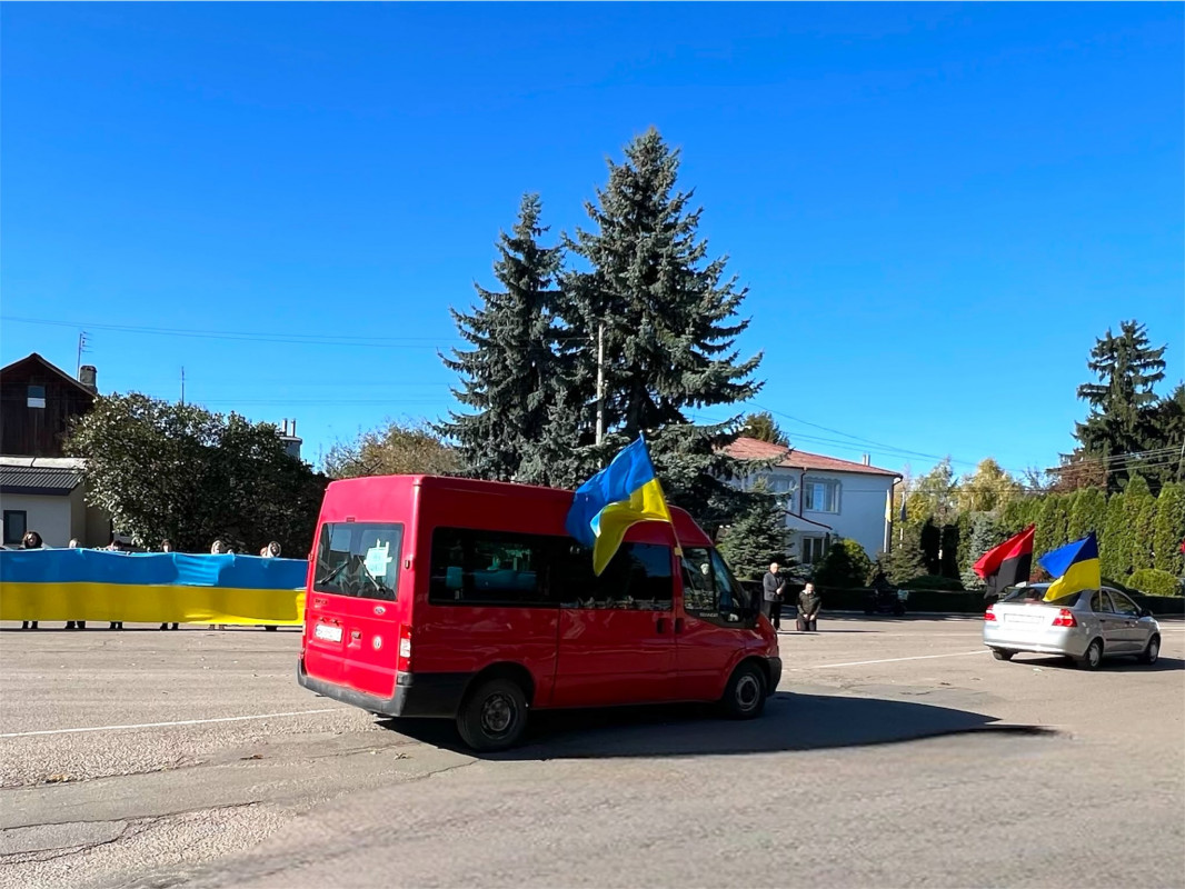 Навіки 28: попрощалися із полеглим на фронті Героєм, працівником луцького заводу Костянтином Костюкевичем