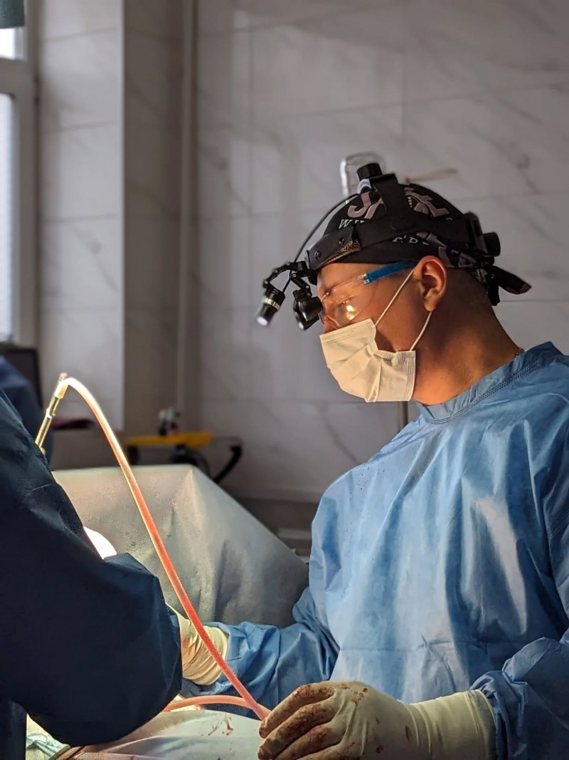 Волинські медики врятували пацієнта з абсцесом легені та гнійним плевритом