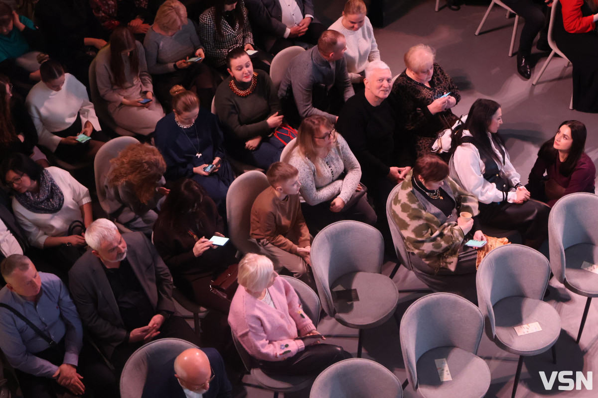 У Луцьку презентували музично-візуальний артпроменад: як відбувся захід