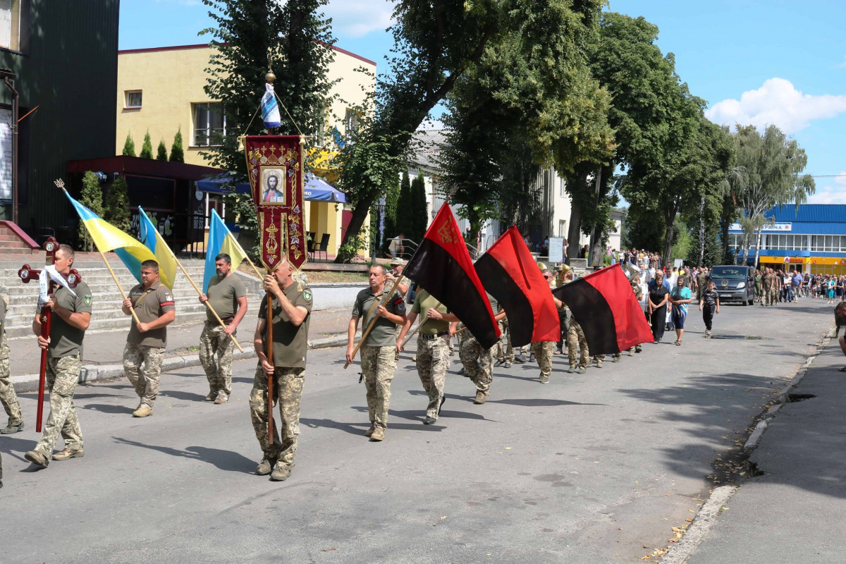 Місяць не дожив до дня народження: на Волині попрощалися з Героєм Дмитром Міцевським