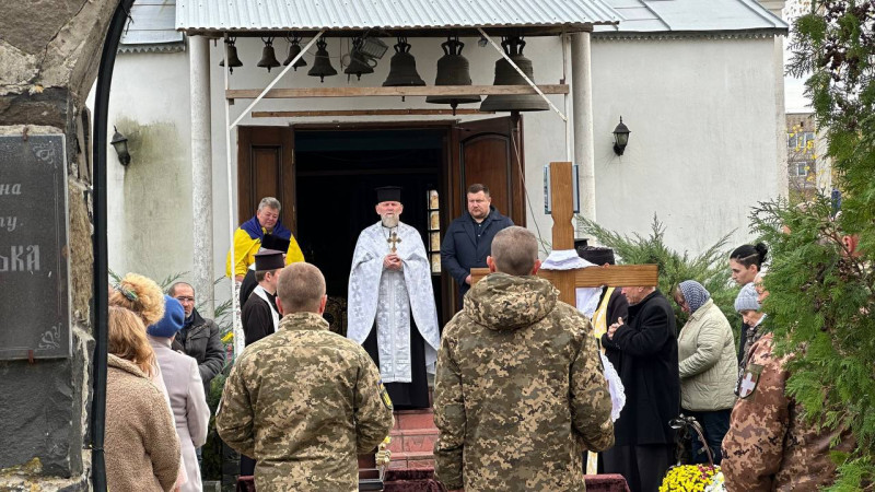 Захищатиме Україну в Небесному війську: на Волині попрощалися з Героєм Валерієм Зенченком