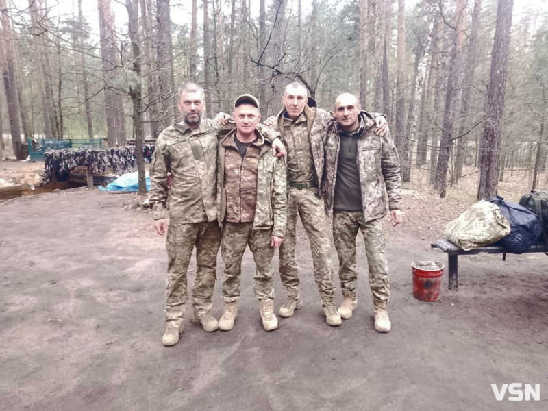 За тиждень до загибелі дізнався про вагітність дружини, а після смерті приніс подарунки для донечки: історія Героя з Волині Руслана Рябого