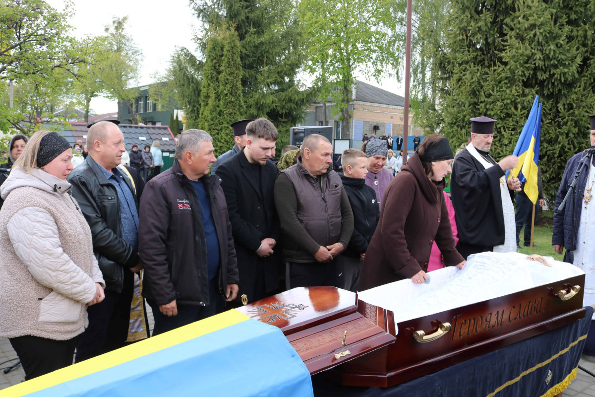 На Волині попрощалися із захисником Миколою Гундеричем
