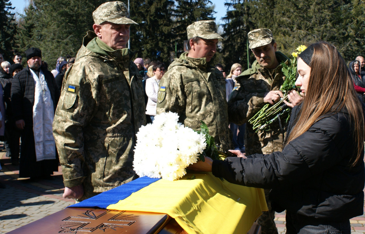 Понад рік невідомості: «на щиті» востаннє додому повернувся Герой з Волині Анатолій Рудика