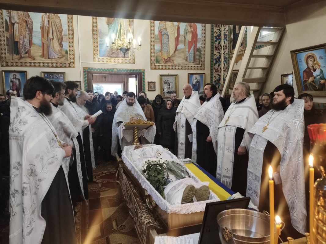 На Волині попрощалися із полеглим на війні Героєм Олександром Склезем