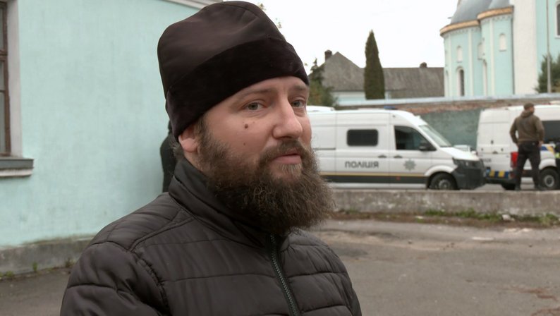 Виселення громади УПЦ з Успенського собору на Волині: замки змінено, майно описано