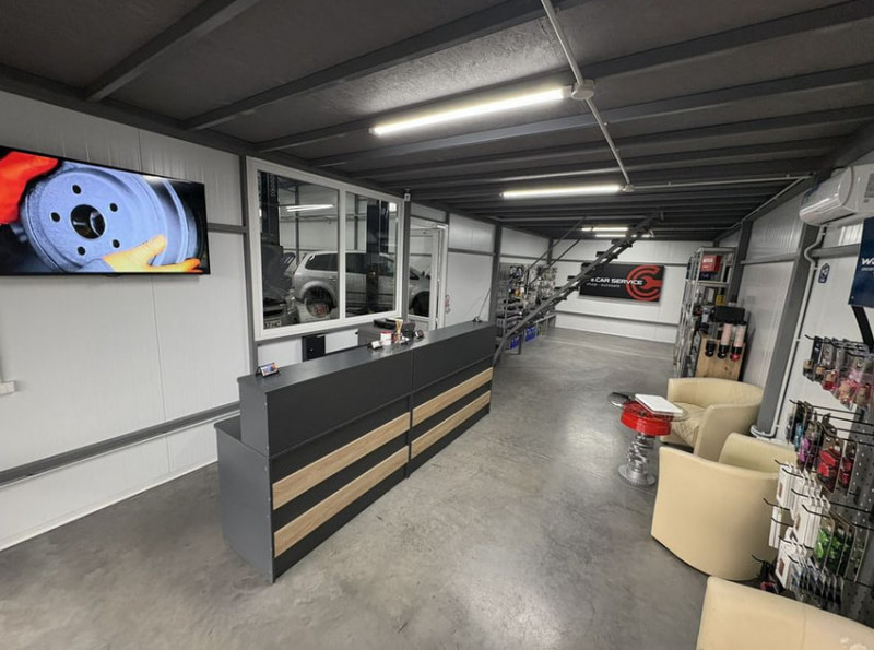 У селі на Волині за 11 мільйонів продають СТО