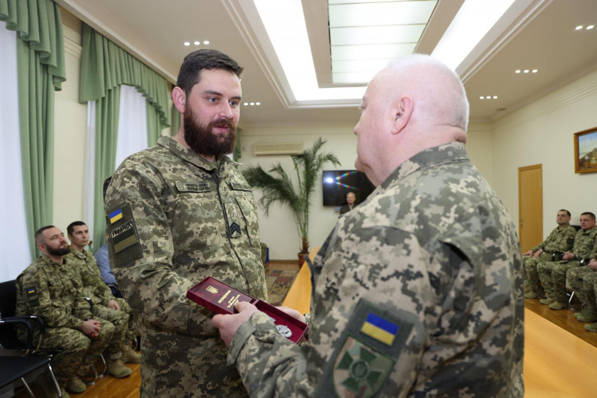 Волинських прикордонників нагородили за бойові завдання на Сході