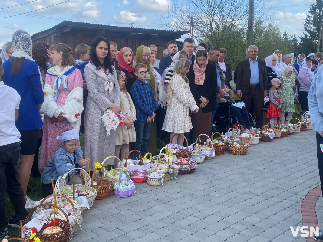 Як на Волині освячують великодні кошики. Фото