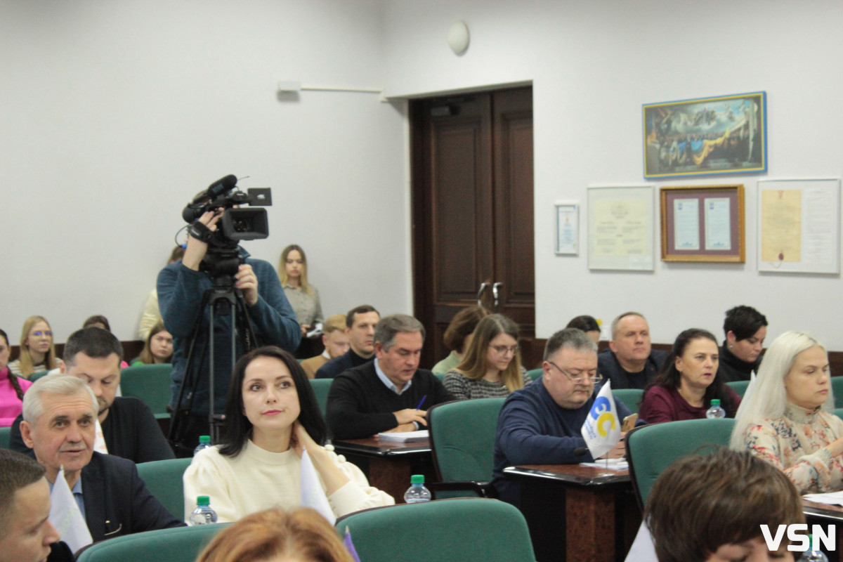Жовтнева сесія Луцької міської ради: ключові тези. Фоторепортаж