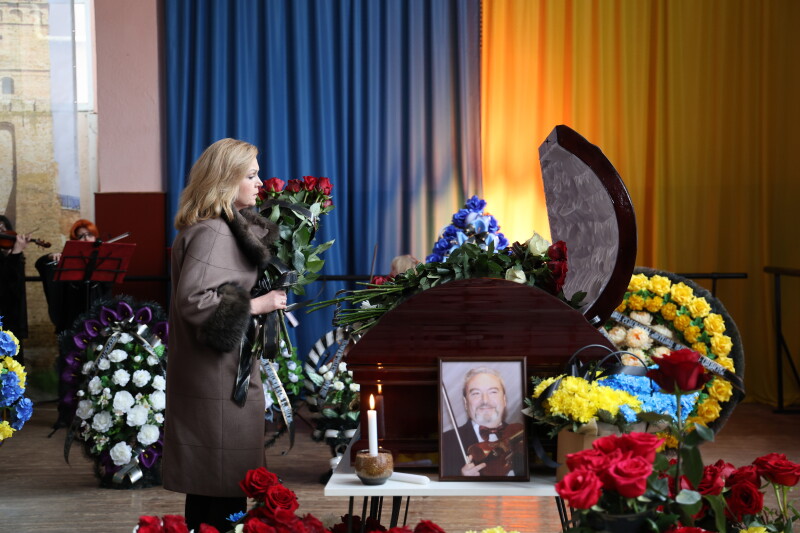 У Луцьку попрощалися з видатним музикантом Товієм Рівцем