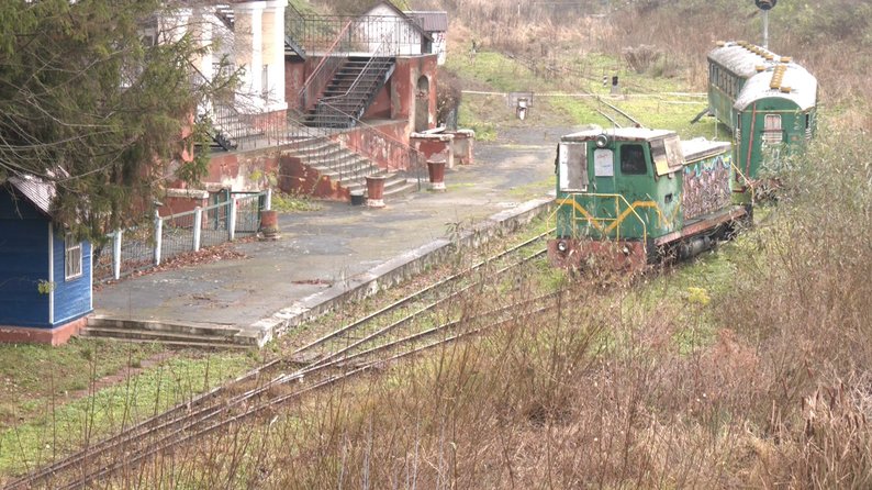 Від старих колій до сучасної зони відпочинку: як студенти оживляють дитячу залізницю у Луцьку