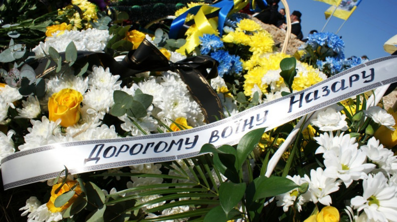 У громаді на Волині попрощалися із 23-річним розвідником «Азова» Назаром Поліщуком