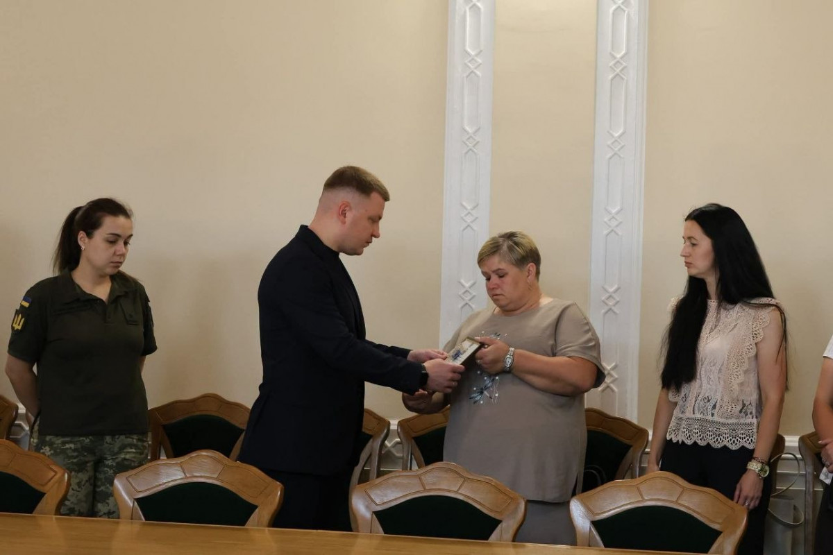 На Волині родинам полеглого захисника і зниклого безвісти воїна вручили «Комбатантський Хрест»