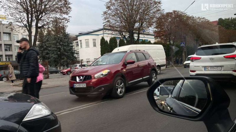 У Луцьку ДТП на проспекті Перемоги, рух ускладнено