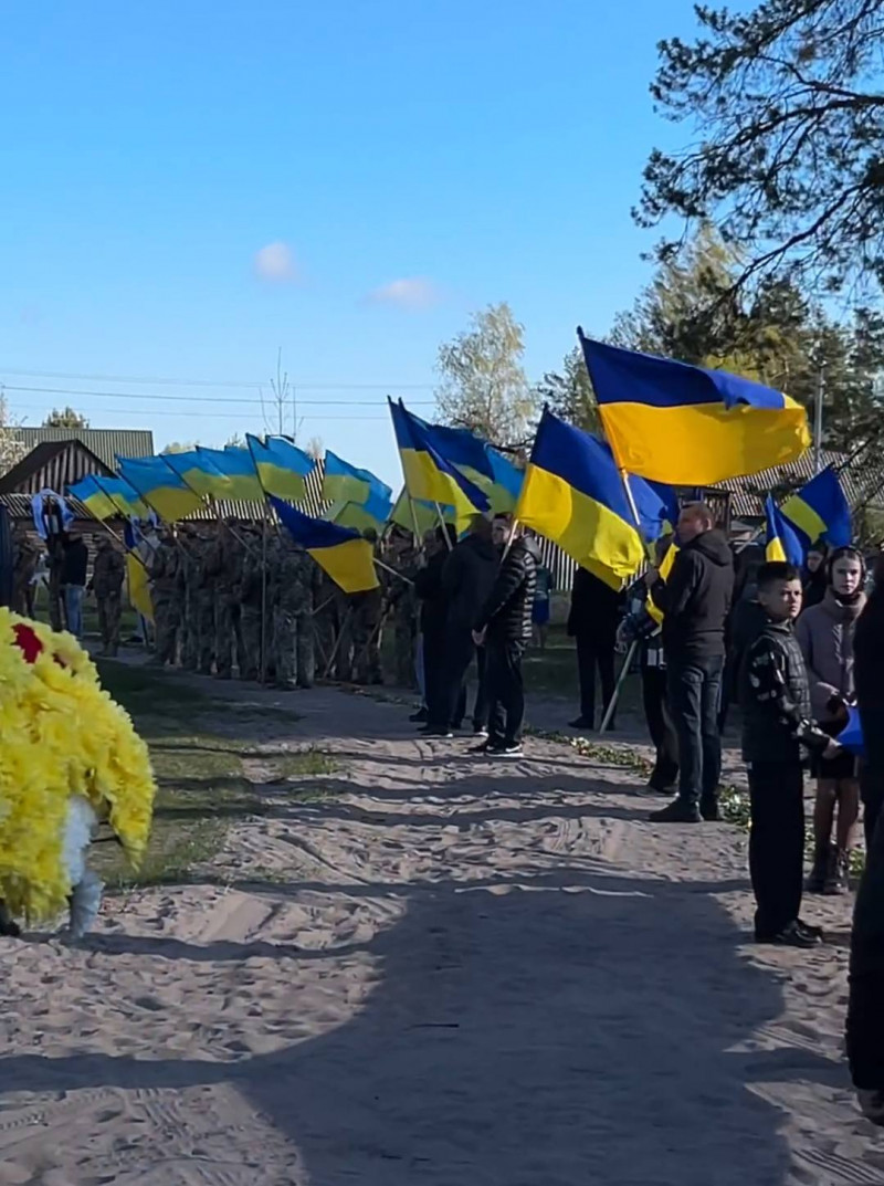 На Великдень був вдома у відпустці, а через тиждень повідомили про загибель: на Волині поховали 24-річного Героя Михайла Олексюка