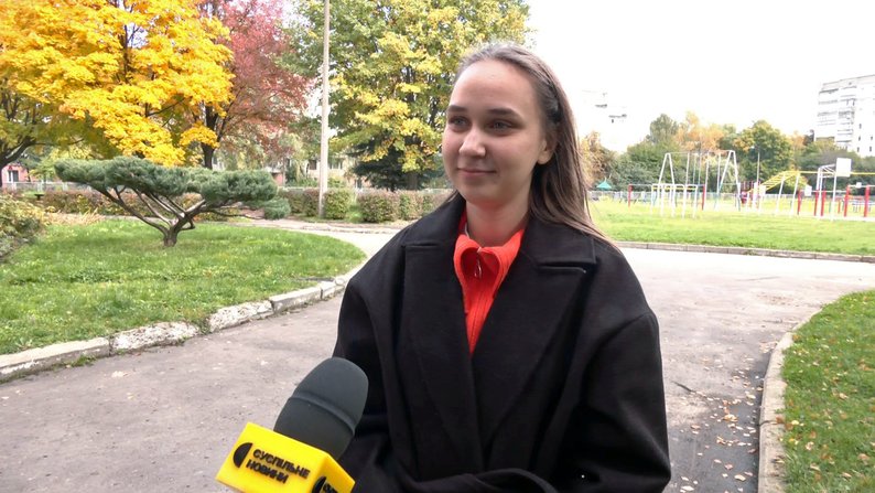 Учні та вихованці дитсадків Луцька зібрали каштани для ЗСУ — кошти підуть на генератори