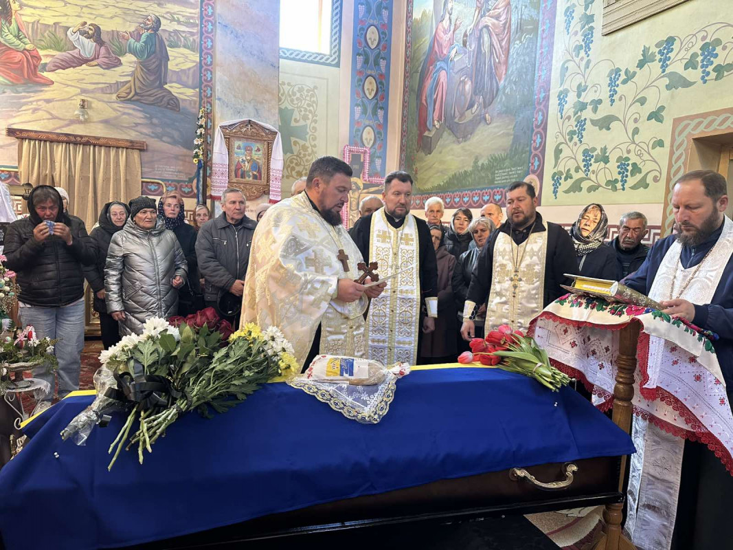 Через понад півтора року Герой з Волині Володимир Троцюк знайшов вічний спочинок