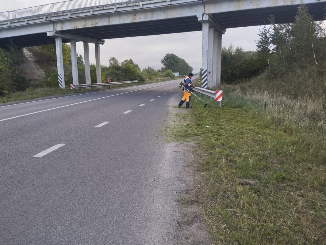 На Волині ремонтують дорогу до польського кордону: що варто знати водіям