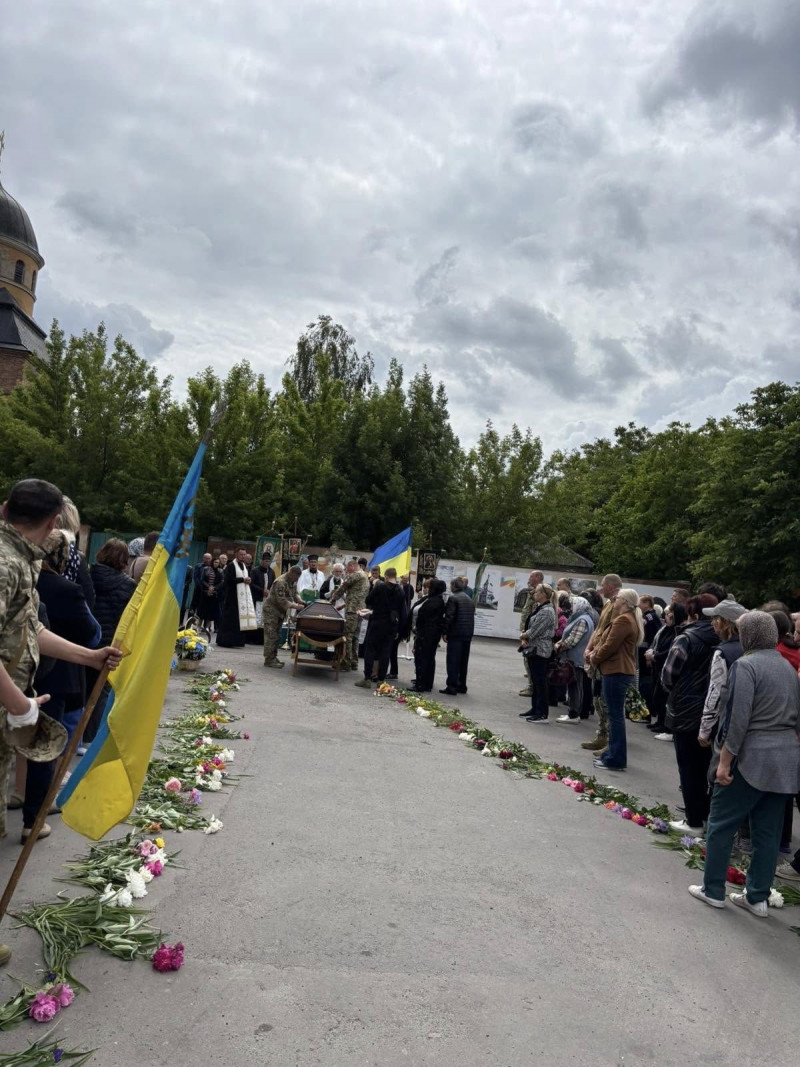 Загинув понад рік тому у Курській області: на Волині поховали Героя Віталія Борилюка