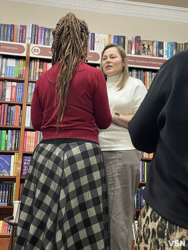 «Неодинока кава» у Луцьку: презентація роману Міри Янчук