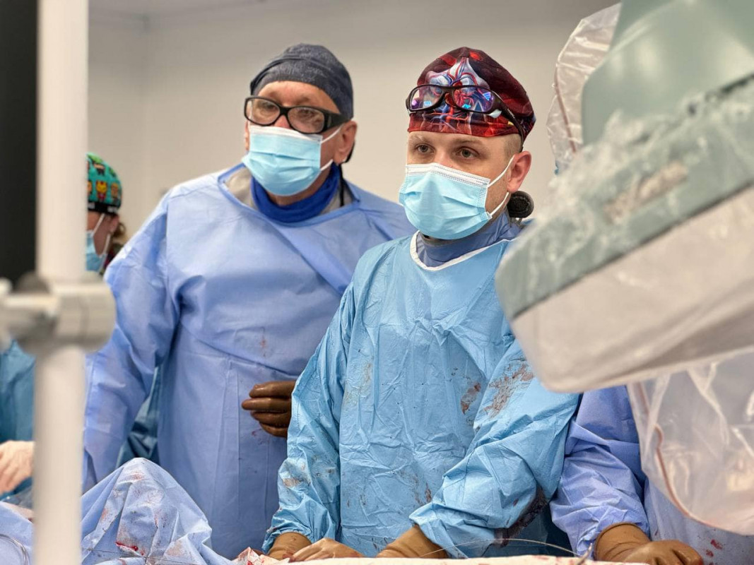 Судинний хірург з Волині разом з колегами врятував пацієнта від розриву аневризми