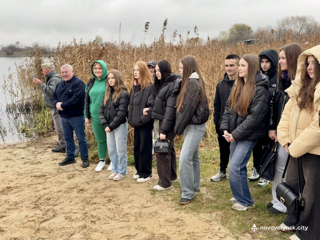 В озеро на Волині запустили майже пів тонни риби