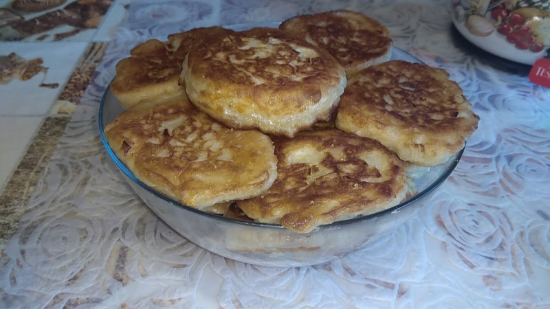 Повітряні пісні біляші з картоплею: простий і ситний рецепт для посту