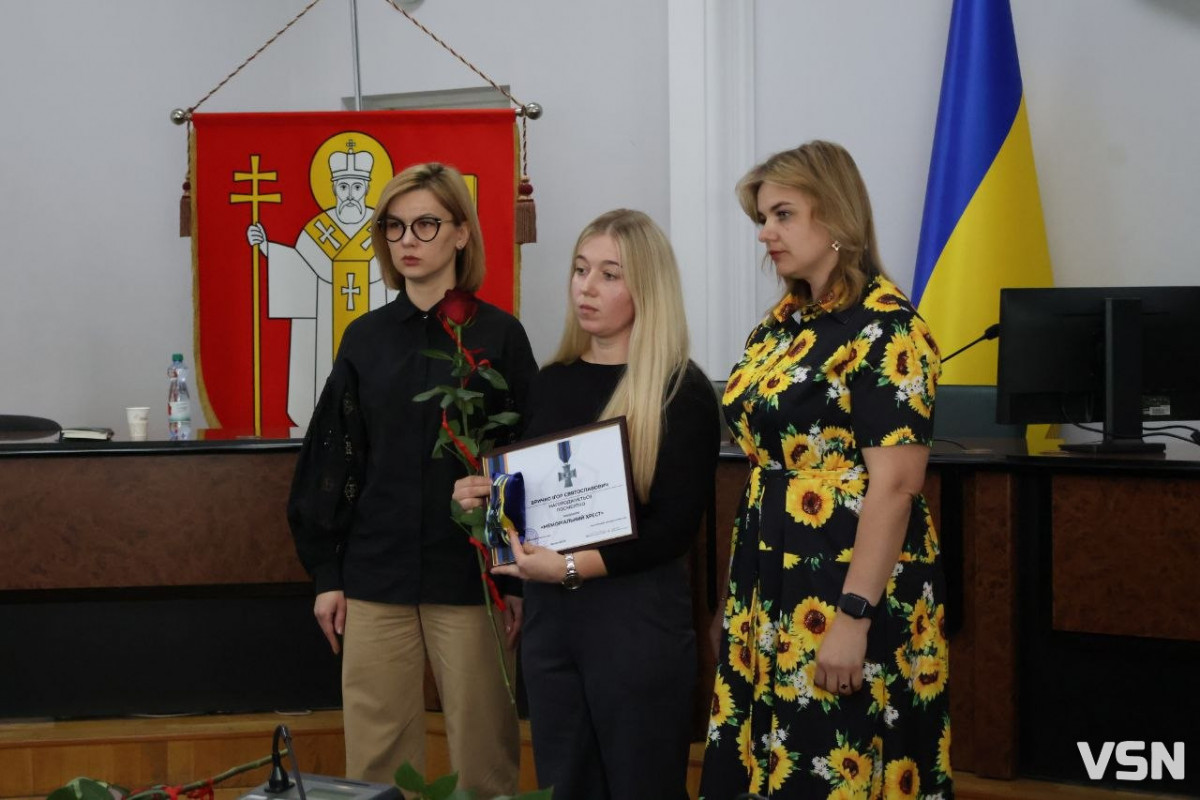 За мужність та героїзм у боях: у Луцьку вручили посмертні нагороди сім’ям загиблих Героїв