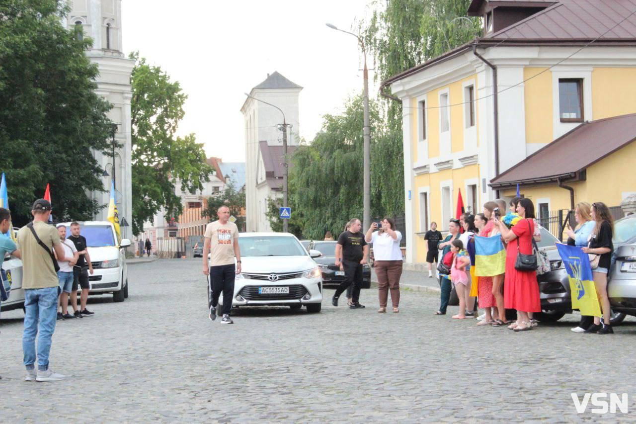 Понад два роки в російському полоні: у Луцьку зустріли військового Сергія Колошву