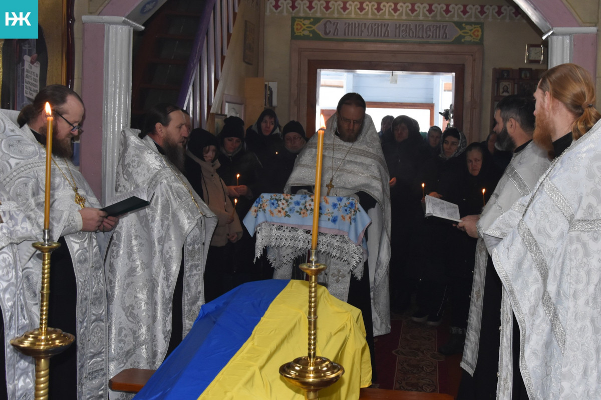 Понад півтора року вважався зниклим безвісти: на Волині попрощалися з Героєм Володимиром Невірцем