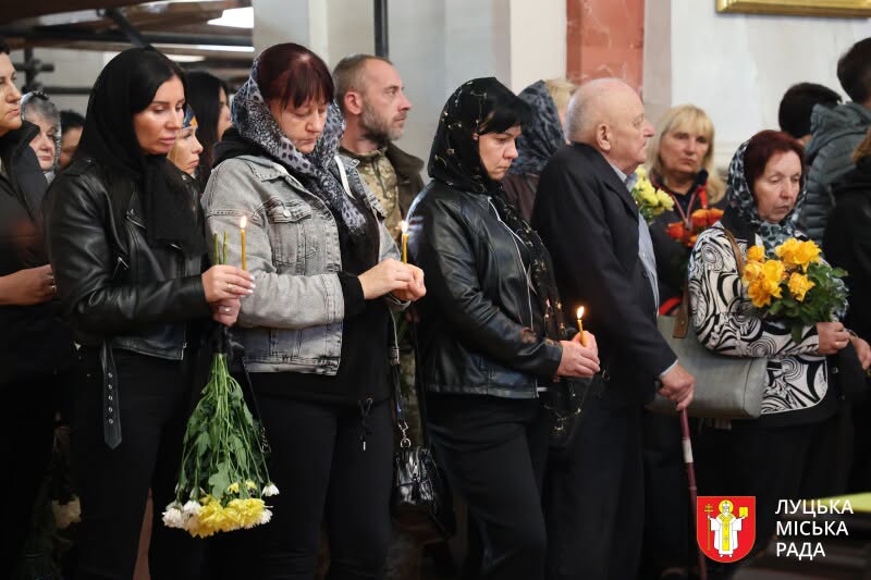 Двоє захисників повернулися додому назавжди: у Луцьку попрощалися з Василем Тихим і Максимом Василевським