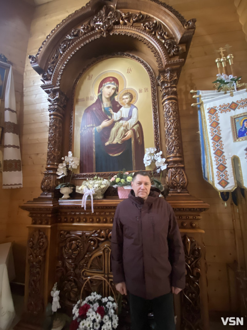 Іконописець з Волині: «Перш ніж узятися до роботи, вивчаю історію храму, життя святих, дух часу»