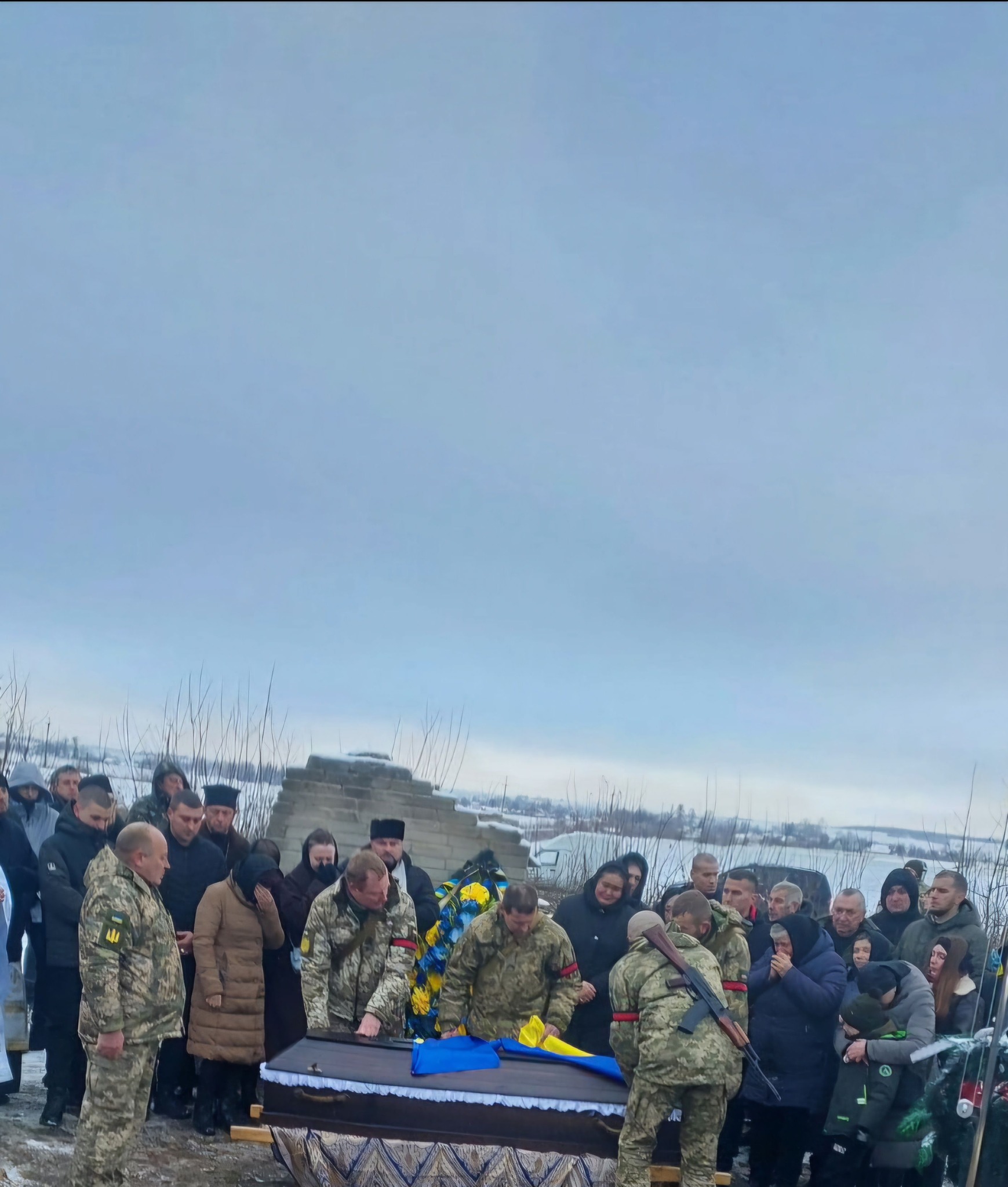 Загинув у Курській області: на Волині попрощалися з Героєм Андрієм Мисливчуком